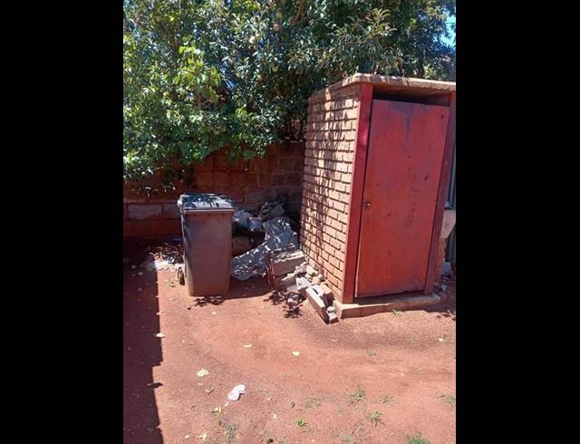 2 BEDROOM HOUSE FOR SALE IN RIETVALLEI